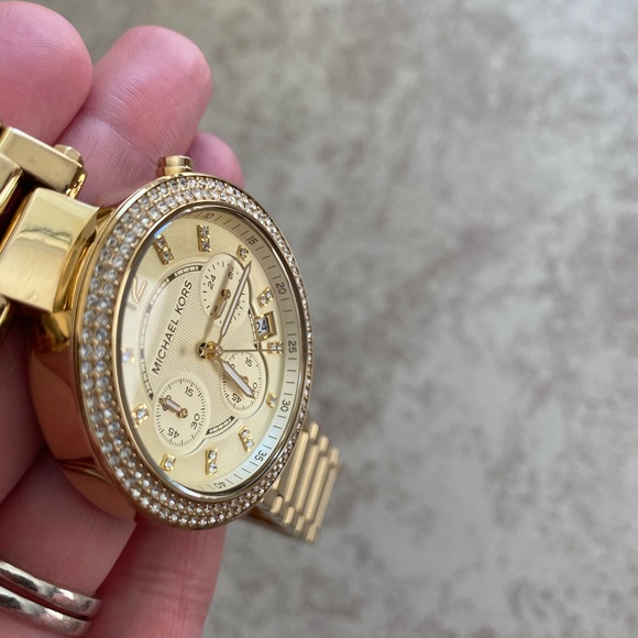 Michael Kors Gold Watch - Picture 11 of 16